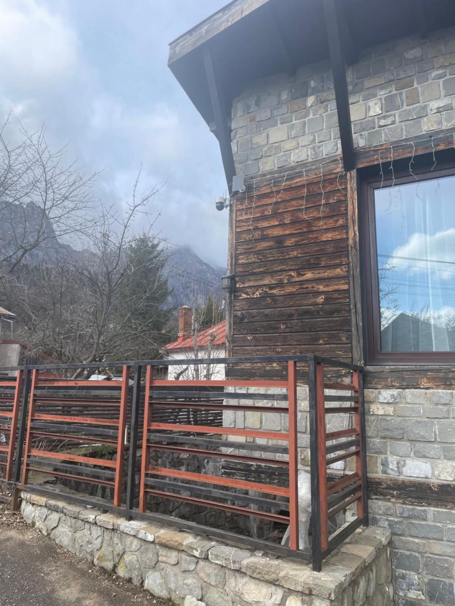 Cabana de piatra Buşteni Exterior foto